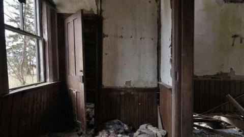 April 2013 - Norton-Line38.jpg