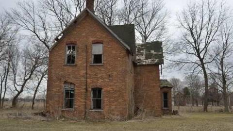 April 2013 - Norton-Line41.jpg