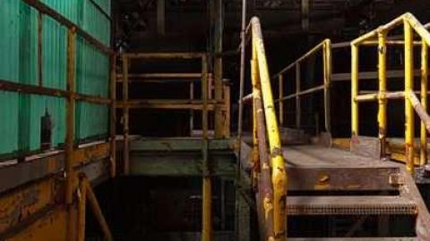 June 2010 - Consumers-Glass2.jpg