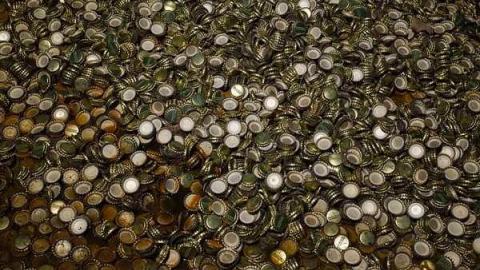 June 2010 - Consumers-Glass3.jpg