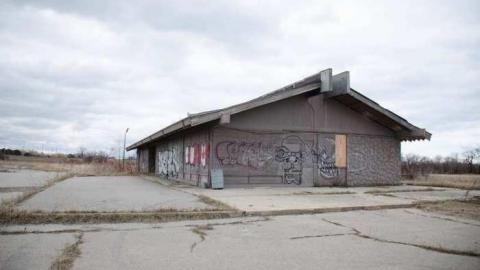 April 15 2013 - 401-Truck-Stop-Courtice32.jpg