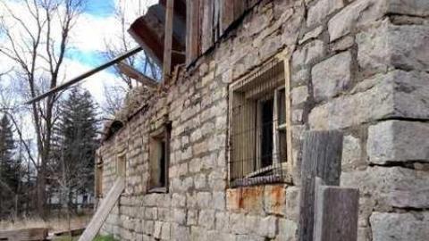 Horse Barn - Old-Howell-horse-barn2.jpg