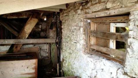 Horse Barn - Old-Howell-horse-barn3.jpg