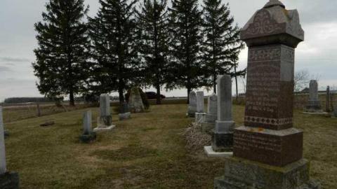 St. Jacobs "Gods Acre" - Lutheran-Pioneer-Cemetery4.jpg