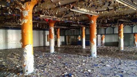 door, flour :) - McCormicks-Biscuit-Factory512.jpg