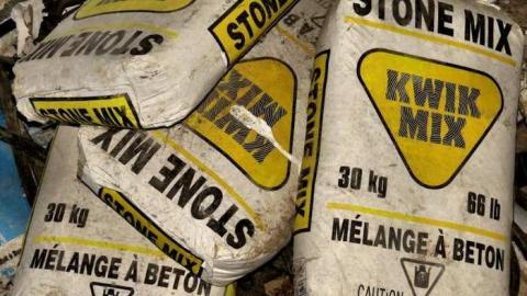 dot dot dot - 13 - IMG_0659O.jpg