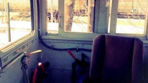 Hobo livin' - Abandoned-conductor-railcar7.jpg