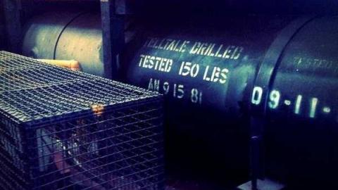 Hobo livin' - Abandoned-conductor-railcar3.jpg