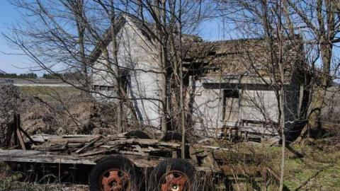 April 21 2013 - The-Dare-House13.jpg