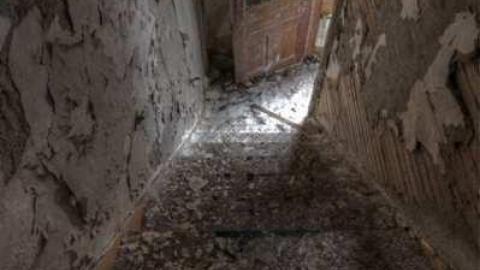 April 2013 - Sideroad-25-Farmhouse3.jpg