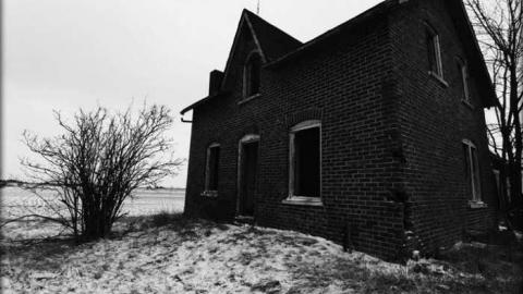 April 2013 - Sideroad-25-Farmhouse101.jpg