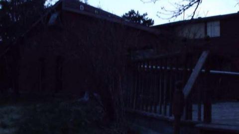 Pool side - Alloa-Pool-House15.jpg