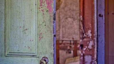 Falling Apart - 2663-Hwy-141.jpg