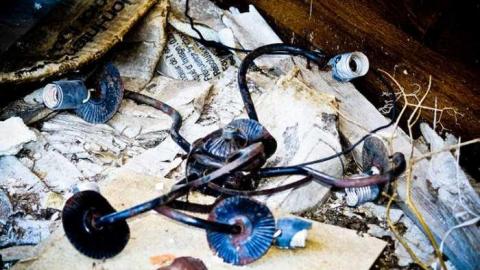 Falling Apart - 2663-Hwy-147.jpg