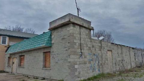 Rainy day in port colborne - Fraser-st-store-front13.jpg