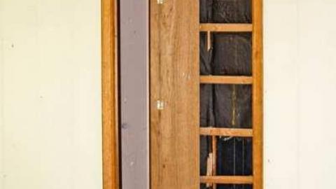 Granny Cocks - Granny-Cocks-House81.jpg