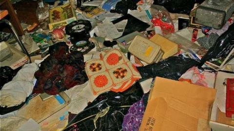 Buried Alive? - IMG_0612.jpg