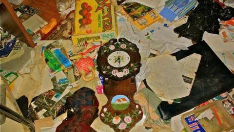 Buried Alive? - IMG_0614.jpg