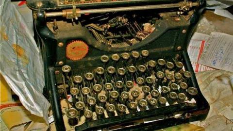 Buried Alive? - IMG_0650.jpg