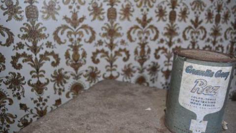 Apr 2013 visit - Devon-Township-House-215.jpg