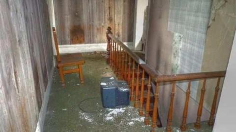 Red Brick House - 19.jpg