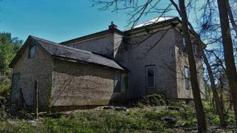 Lonely Logan Rd - P1010965e.jpg