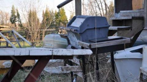 Falling Foundation House - Falling-Foundation-House8.jpg