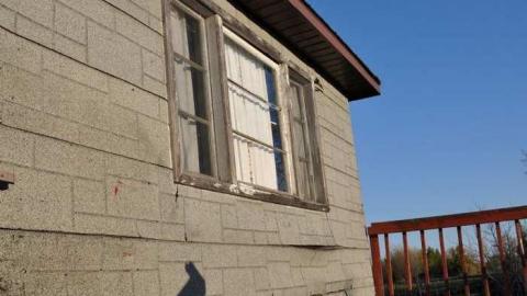 Falling Foundation House - Falling-Foundation-House12.jpg