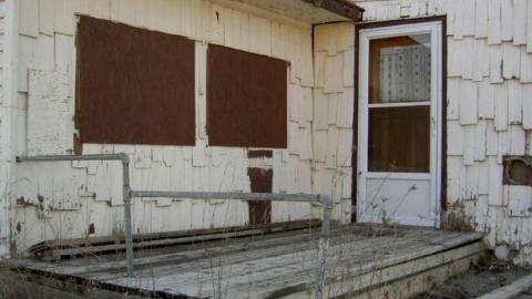 No more Shellin' it - Shell-Station-Coby19.jpg