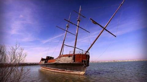 Going Aboard Next Time - Le-Grande-Hermine-Ghost-Ship90.jpg
