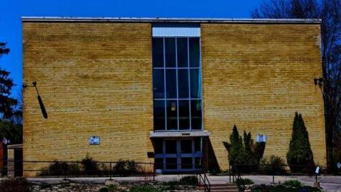 No More Pencils - St.-Louis-School-190519831.jpg