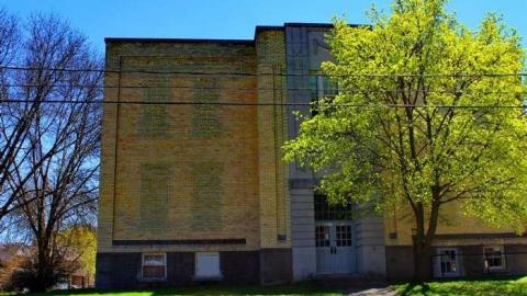 No More Pencils - St.-Louis-School-1905198312.jpg