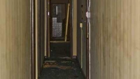 Now Serving No One - The-Plainsman-Restaurant306.jpg