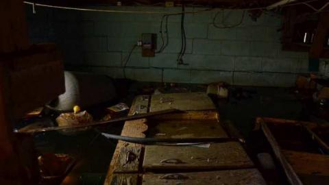 Whiteside - Beeton-is-Trashed-Big-Time84.jpg