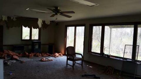 May/13 - House-In-The-Swamp119.jpg