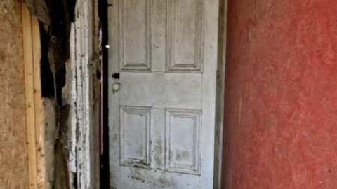 Skylark - Absorbed32.jpg