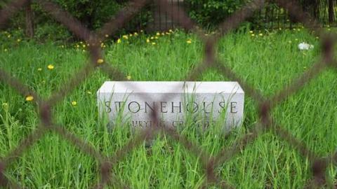 Stonehouse Cemetary - Stonehouse-Cemetery13.jpg