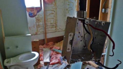 Decay and Neglect - Green-Oaks-Trailer-Park19.jpg