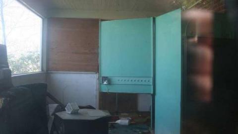 Hiding on Upper James photo 2