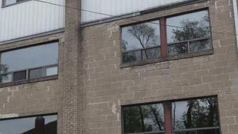 Zee 103 - 103.5-Radio-Station37.jpg