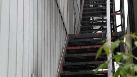 Zee 103 - 103.5-Radio-Station45.jpg