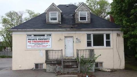 Zee 103 - 103.5-Radio-Station48.jpg