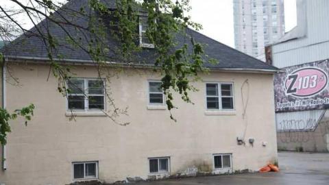 Zee 103 - 103.5-Radio-Station50.jpg