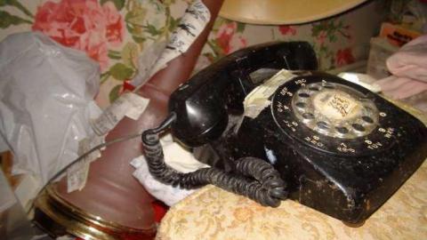 May 2013 - Abandoned-Cat-Lady-House393.jpg