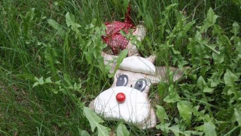 They are stealing the barn - Pinkerton-Farm207.jpg