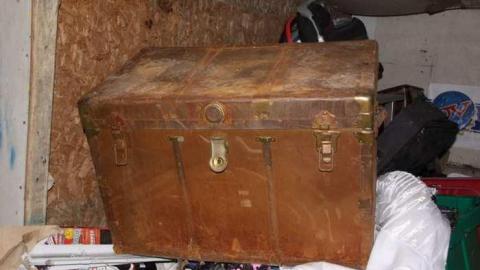 Photo from They are stealing the barn