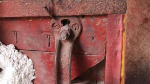 Before SmartCentre moves in - IMG_4375.jpg