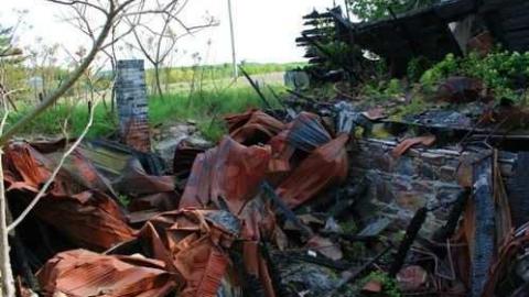 May 2013 - Colgan-Death-Farm27.jpg