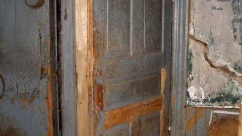 Gone To The Dogs - Across-The-River263.jpg