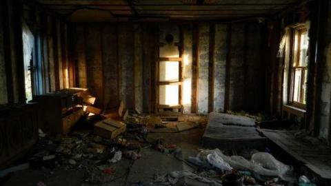 Big Old Grey In Grey County - Grey-Farmhouse26.jpg